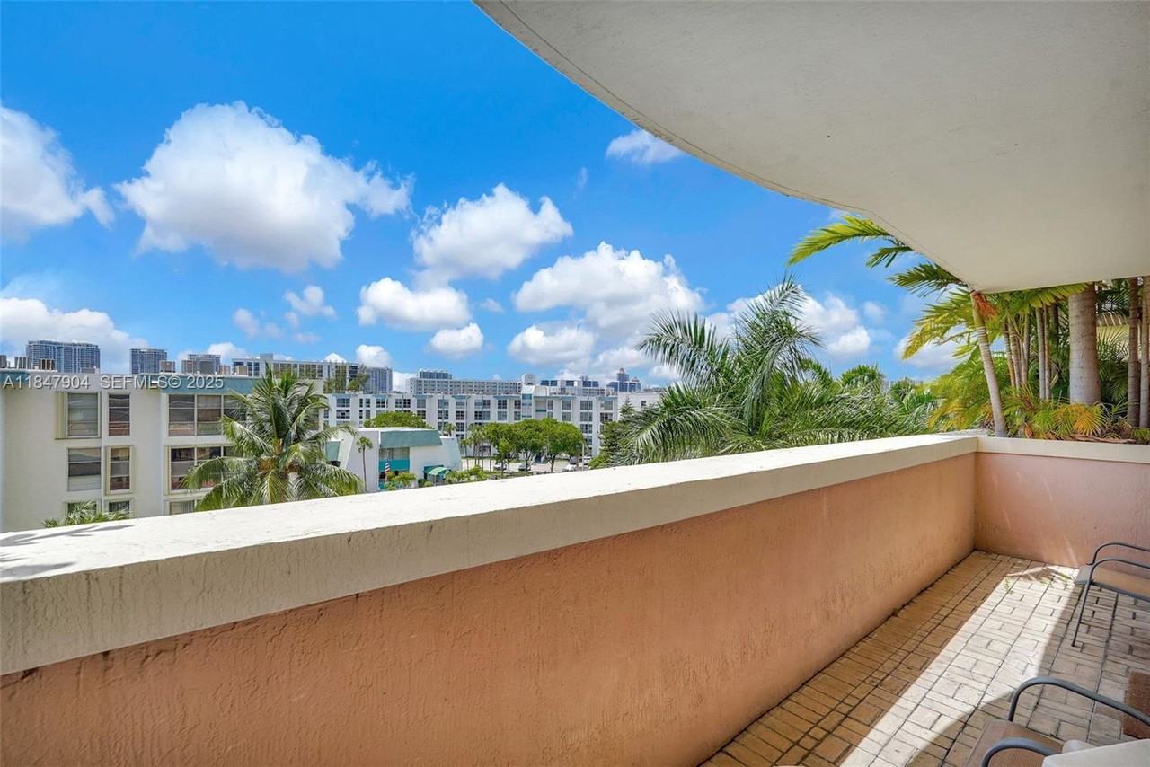 17555 Atlantic Boulevard #504 - Photo 6 of 22