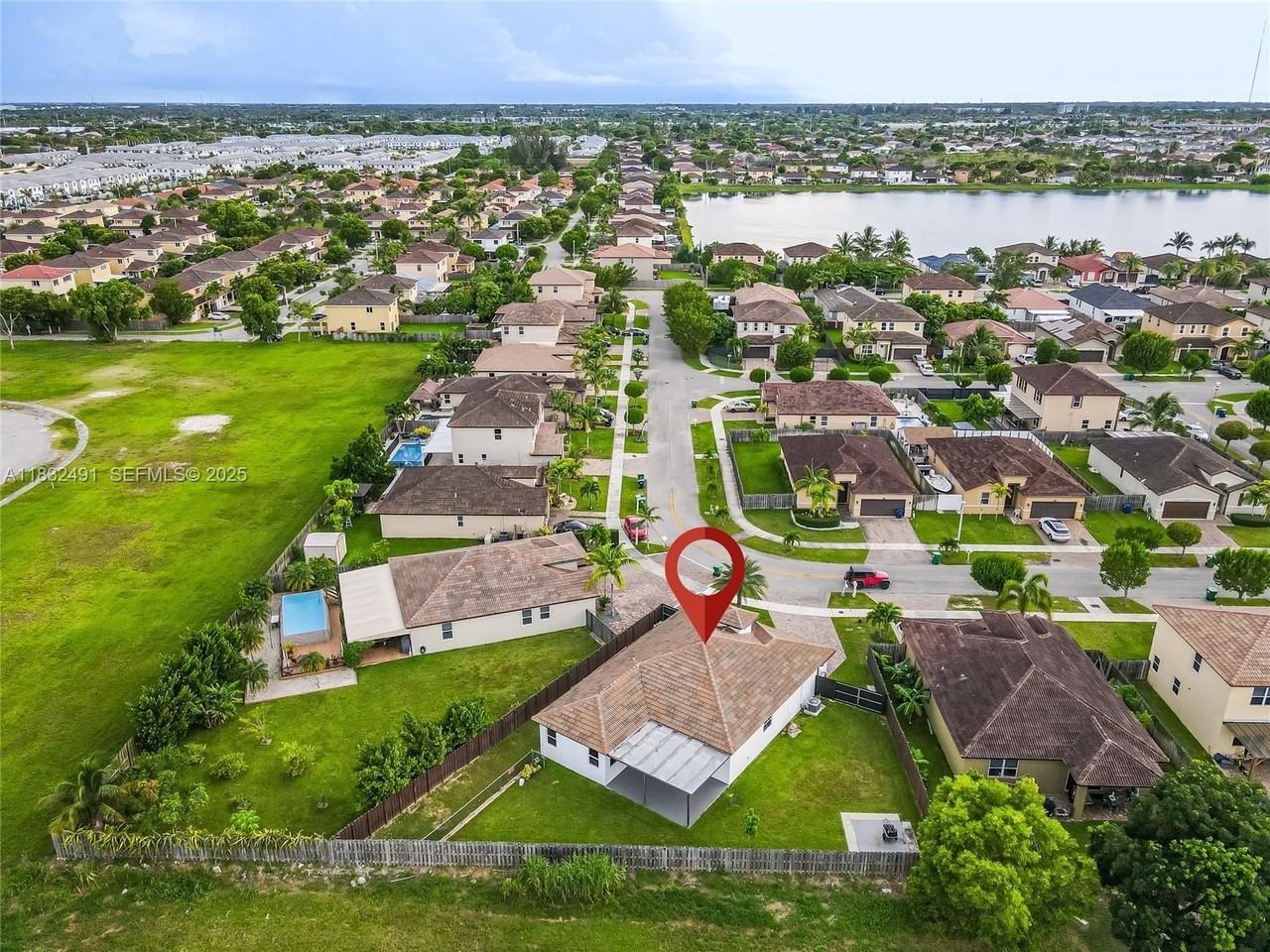 28381 Southwest 128th Place #28381 - Photo 5 of 5