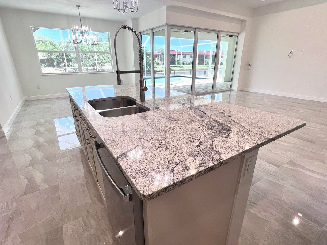 55 Rotonda Cir - Photo 5 of 35