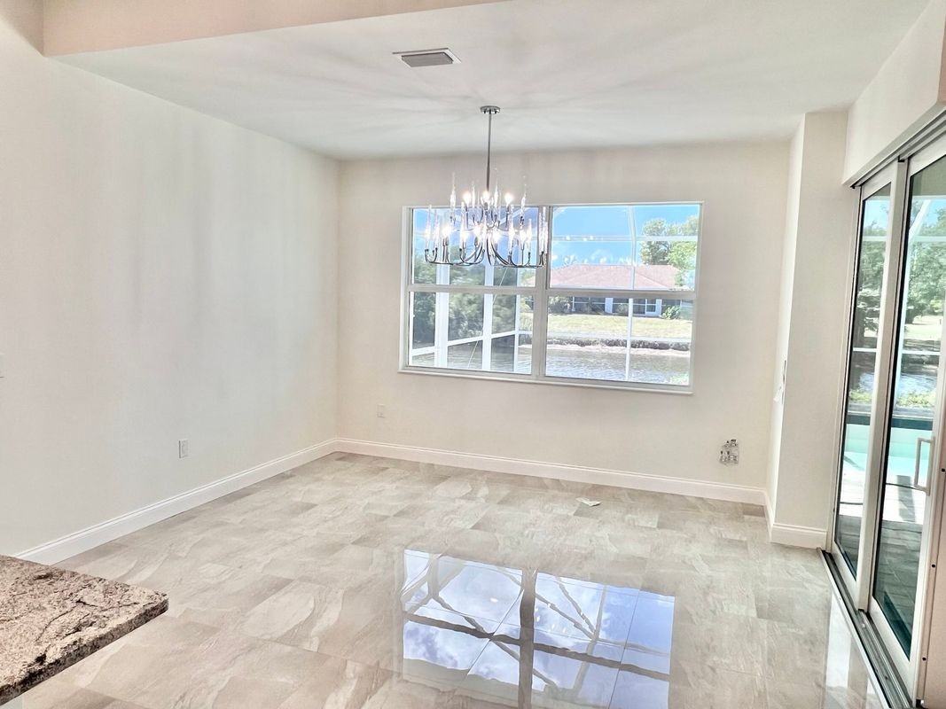 55 Rotonda Cir - Photo 6 of 35