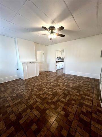 8526 Willow St - Photo 2 of 15