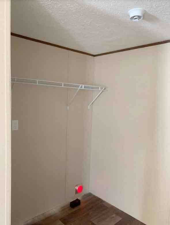 1054 Meekins Rd - Photo 5 of 16
