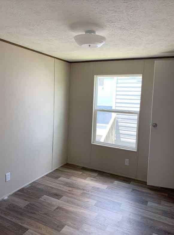 1054 Meekins Rd - Photo 4 of 16