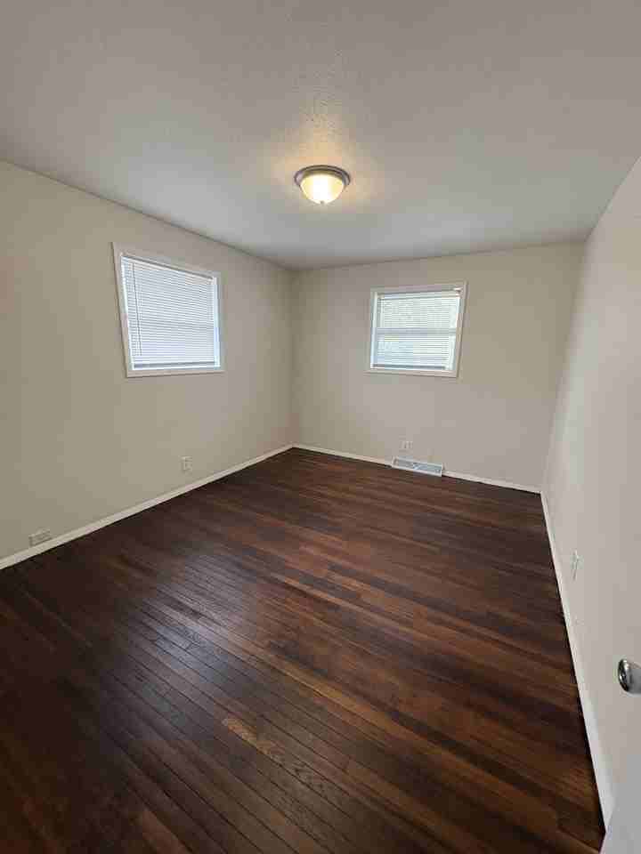 2714 West Radan Court - Photo 3 of 9