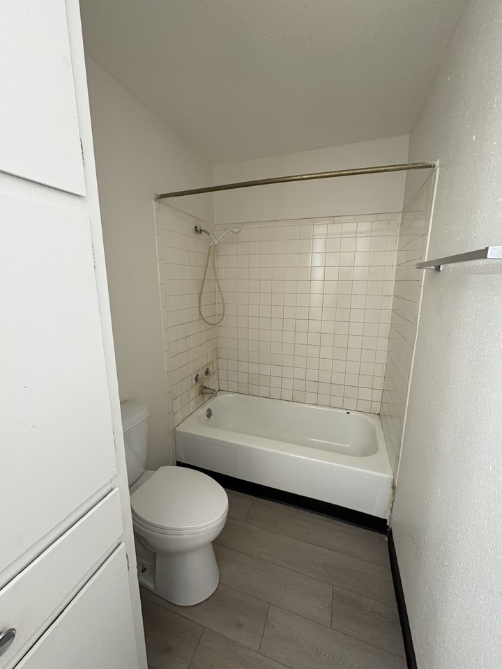 2714 West Radan Court - Photo 6 of 9