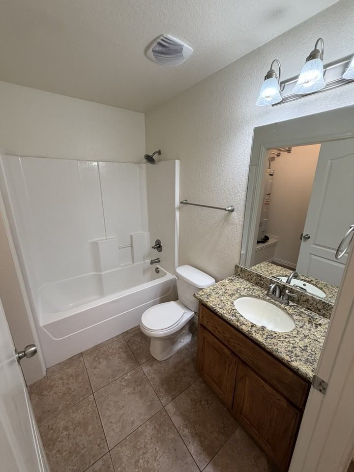 8332 Saddle Brook Drive #B - Photo 5 of 24