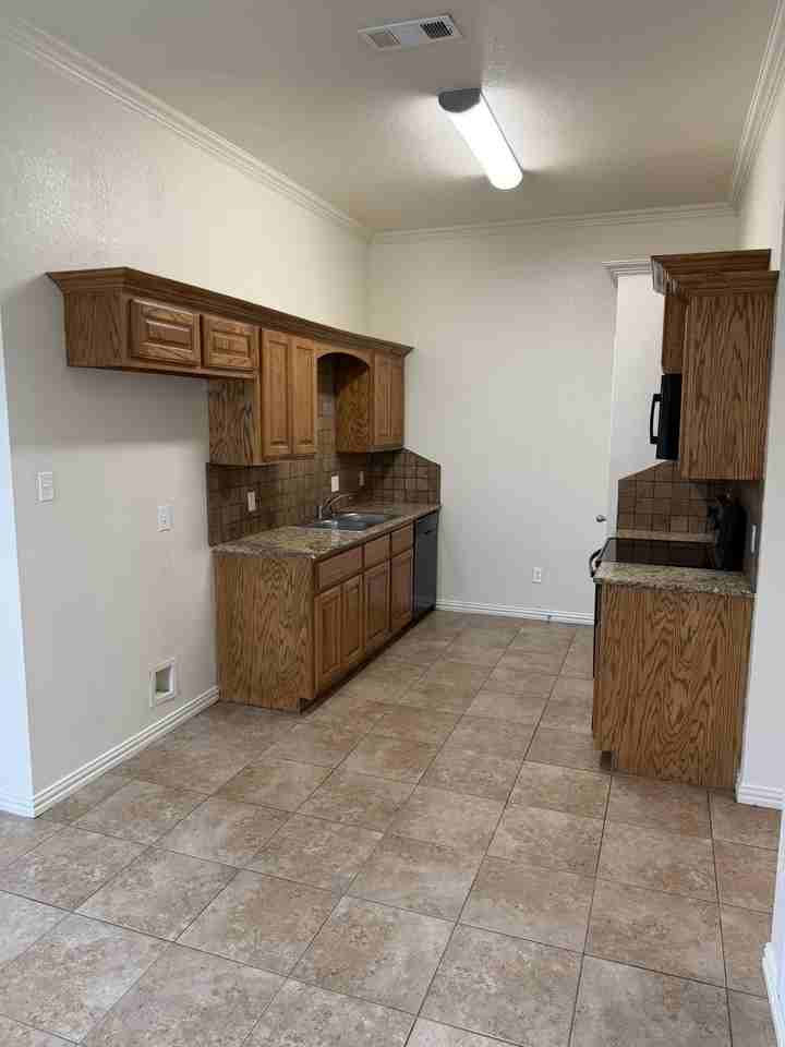 8332 Saddle Brook Drive #B - Photo 4 of 24