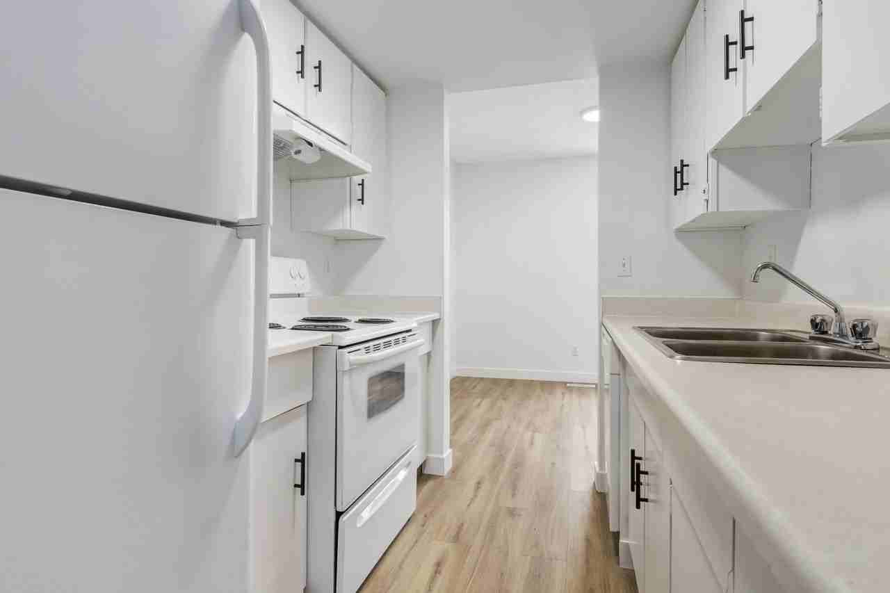 Hartford County Townhomes - Photo 2 of 44