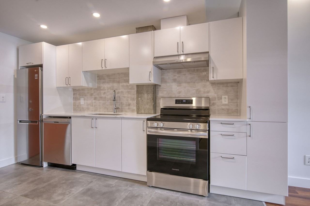 2700 Rue Rufus Rockhead - Photo 3 of 50