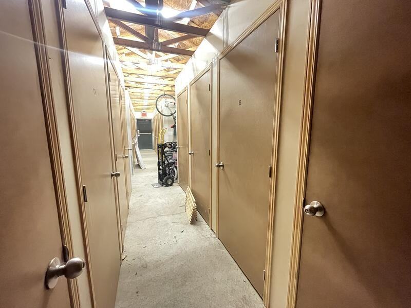 795 Montreal Rd - Photo 3 of 9