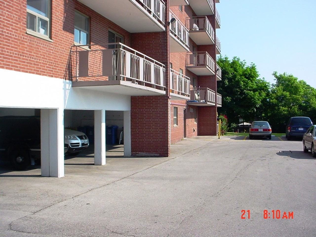 Aberdeen Court Apartments - Photo 4 of 8