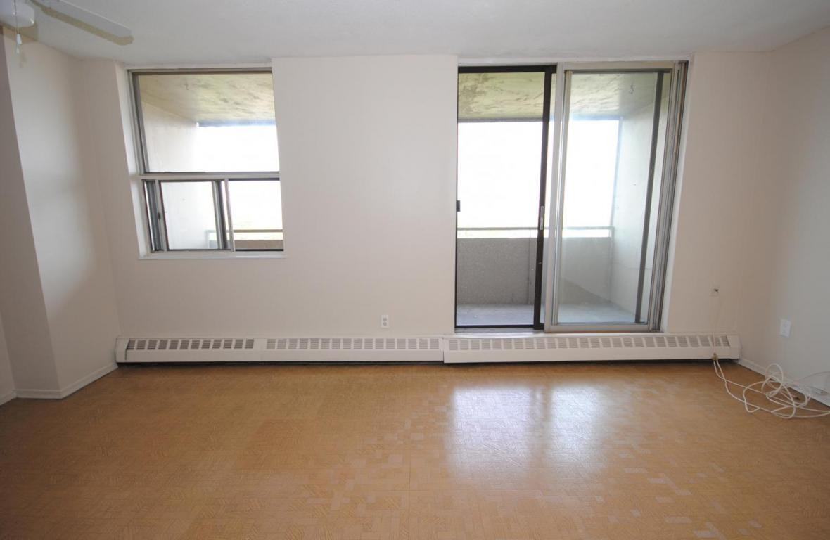 Bell Manor Apartments - Photo 4 of 9