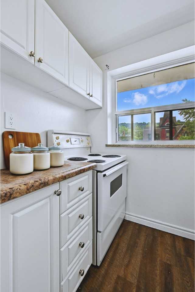 Granite Manor Apartments - Photo 7 of 13