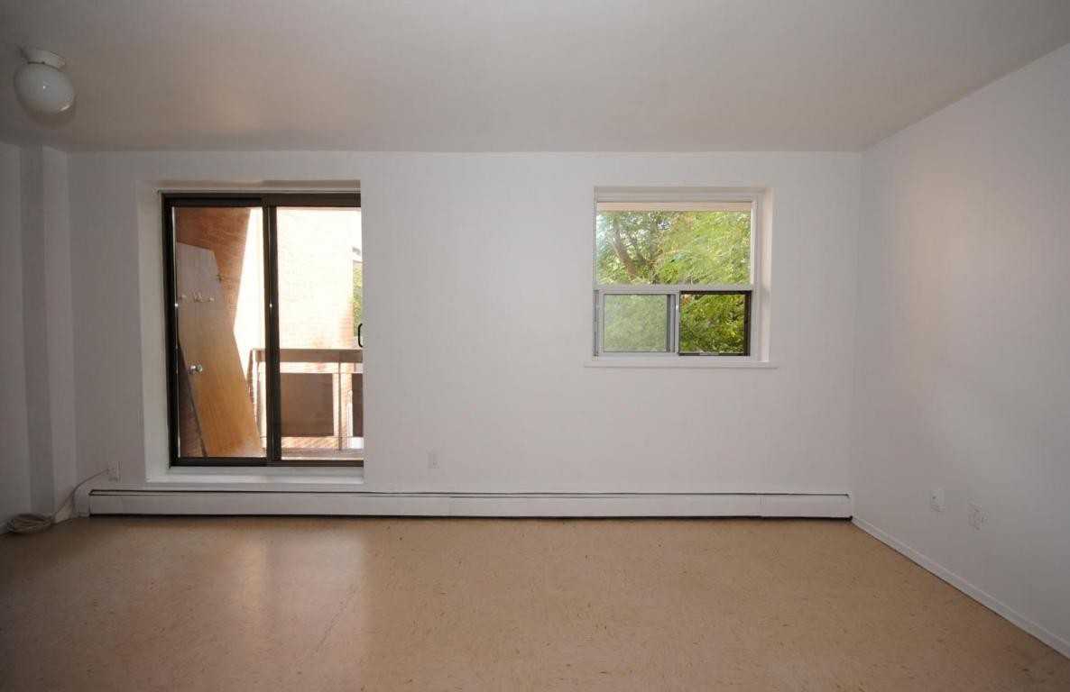 Grant Towers - Photo 6 of 11