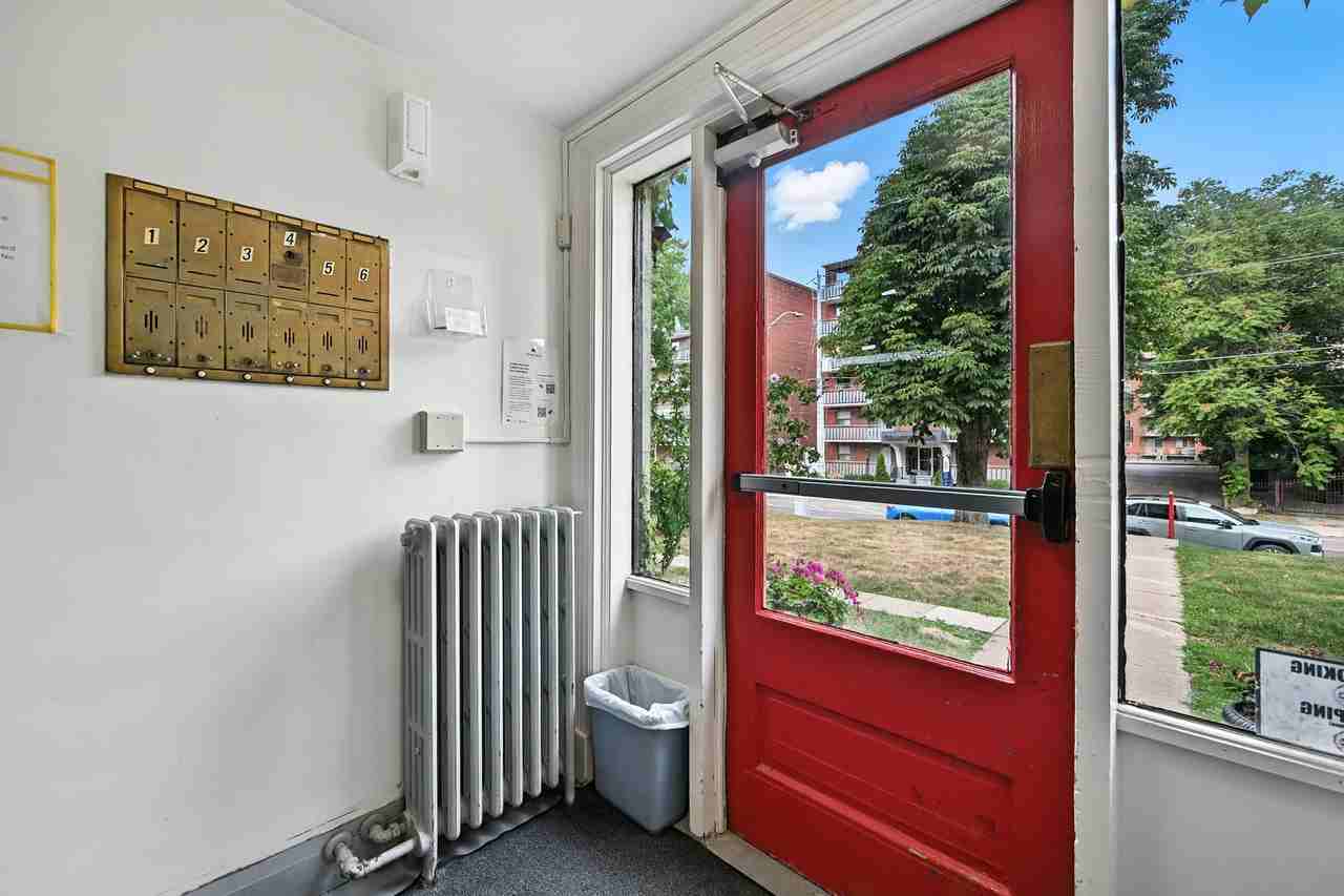 Herkimer Apartments (27) - Photo 5 of 10