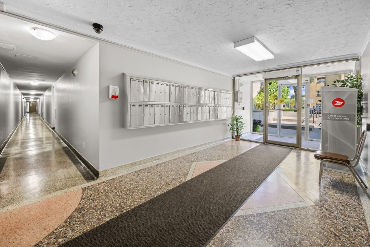 Lakeview Apartments - Photo 5 of 11