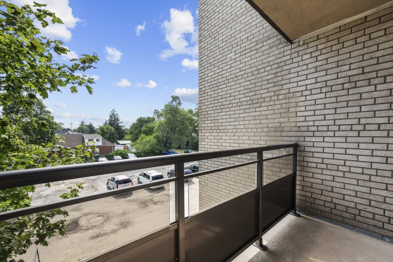 Lawrence Park Apartments - Photo 4 of 12