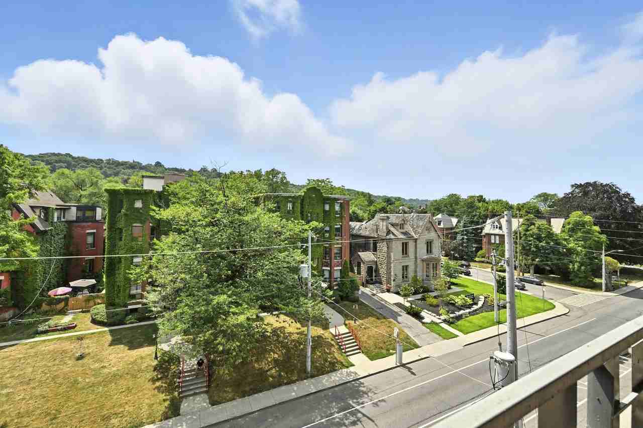 Princess Apartments - Photo 4 of 10