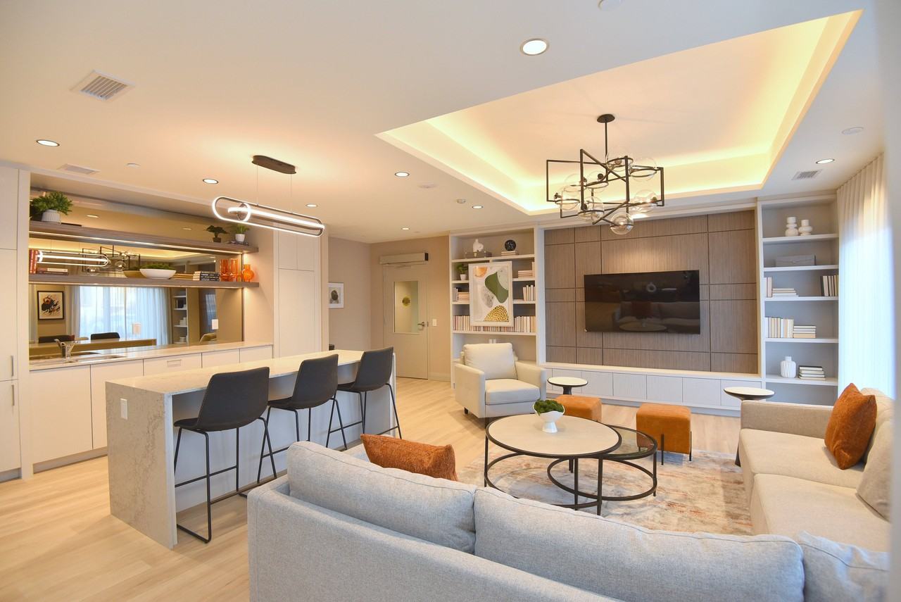 Roxy Apartments - Photo 5 of 19