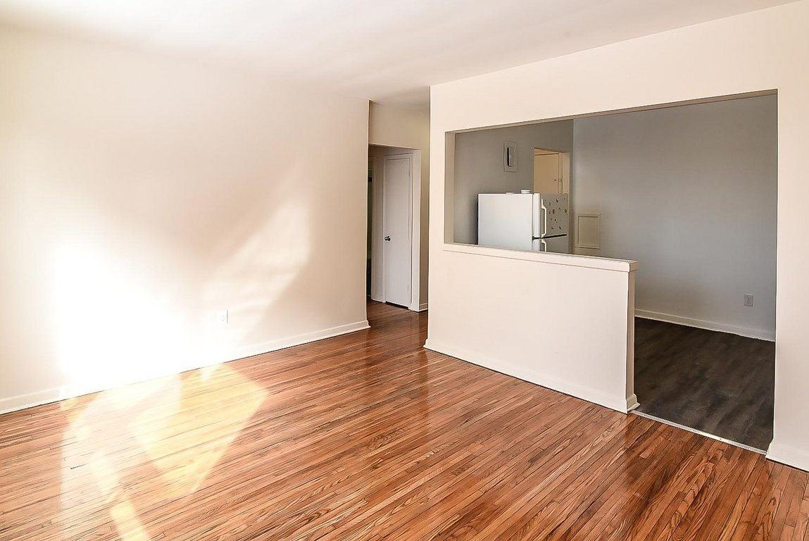 Southam Apartments - Photo 7 of 13