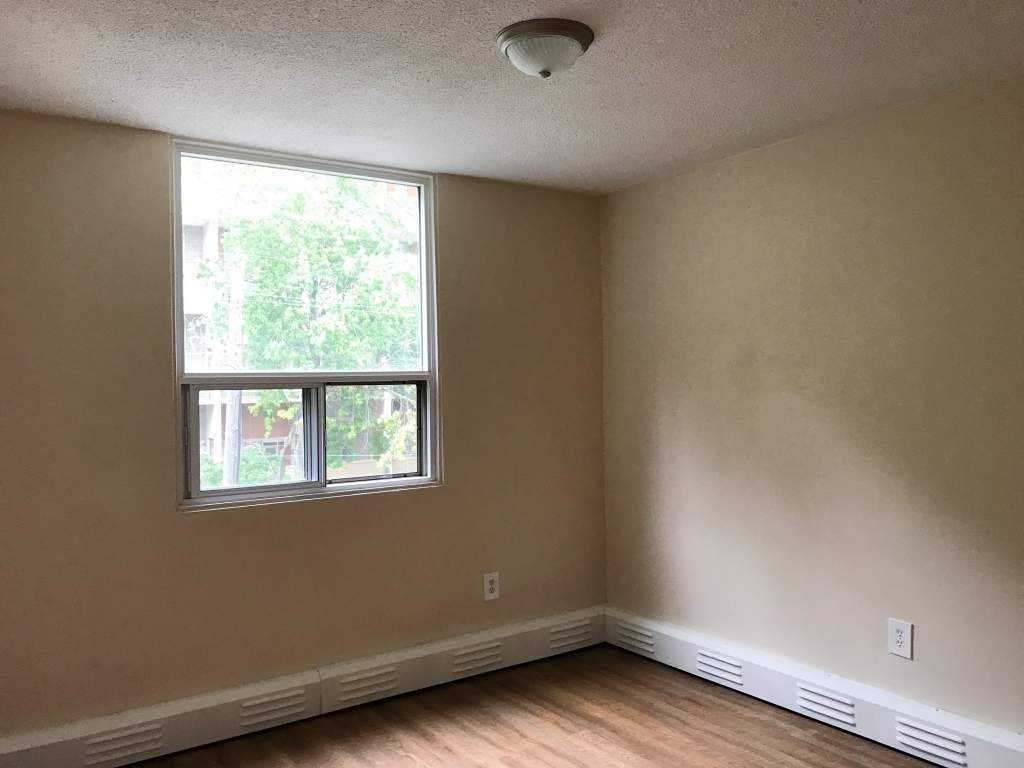 South Valley Apartments - Photo 4 of 9