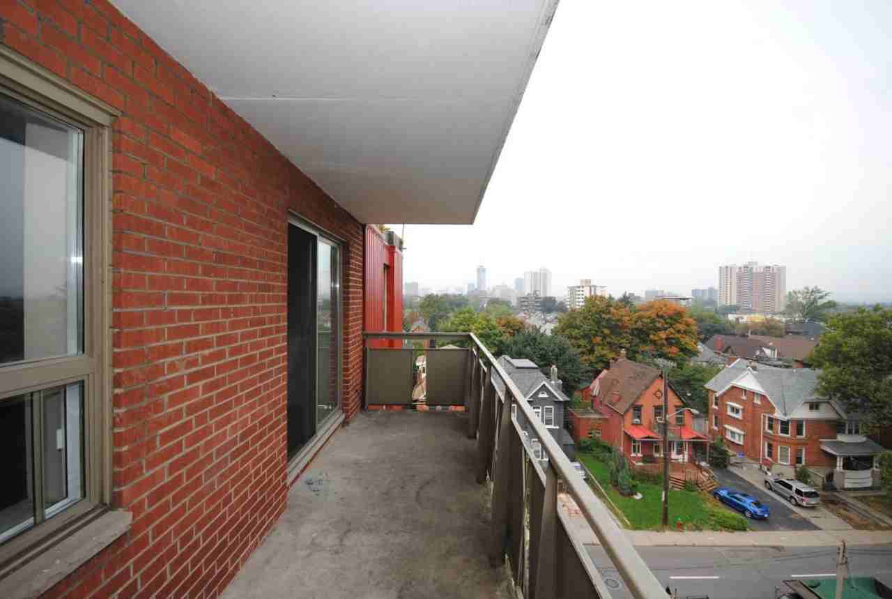 Wentworth Apartments - Photo 2 of 9