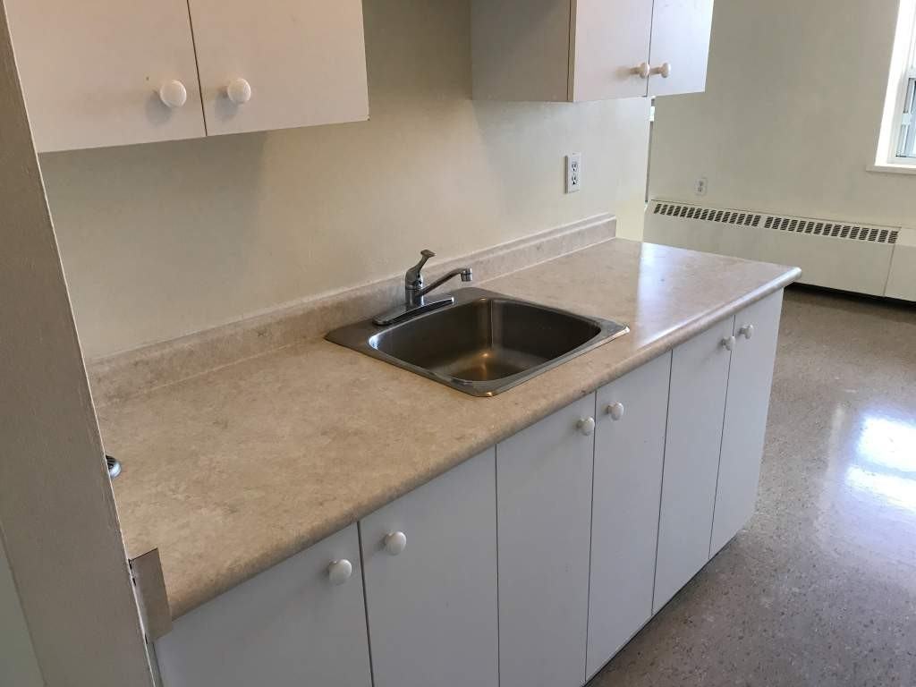 Wentworth Apartments - Photo 4 of 9