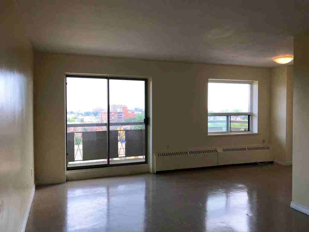 Wentworth Apartments - Photo 5 of 9