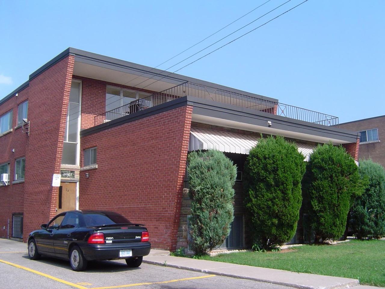 Whitney / Mericourt Apartments - Photo 3 of 3