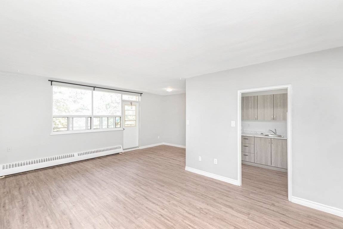 Wilshire East Apartments - Photo 6 of 13