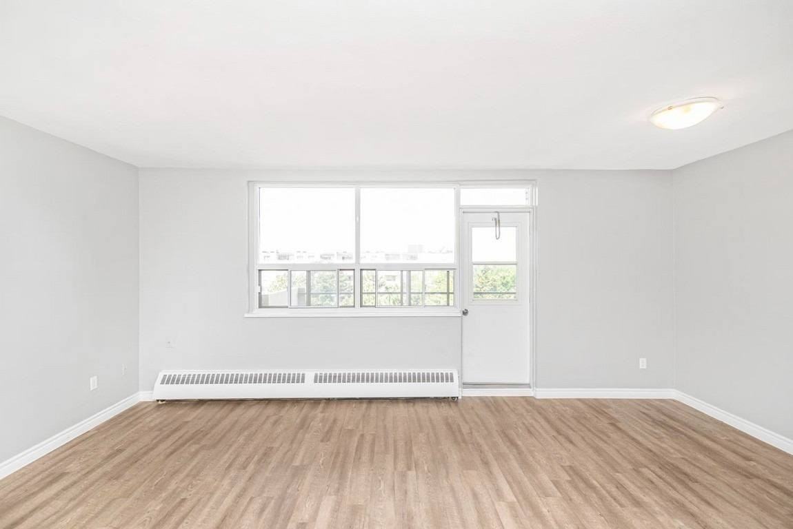 Wilshire East Apartments - Photo 7 of 13