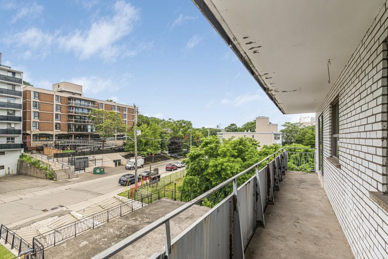 Winston Place Apartments - Photo 3 of 12