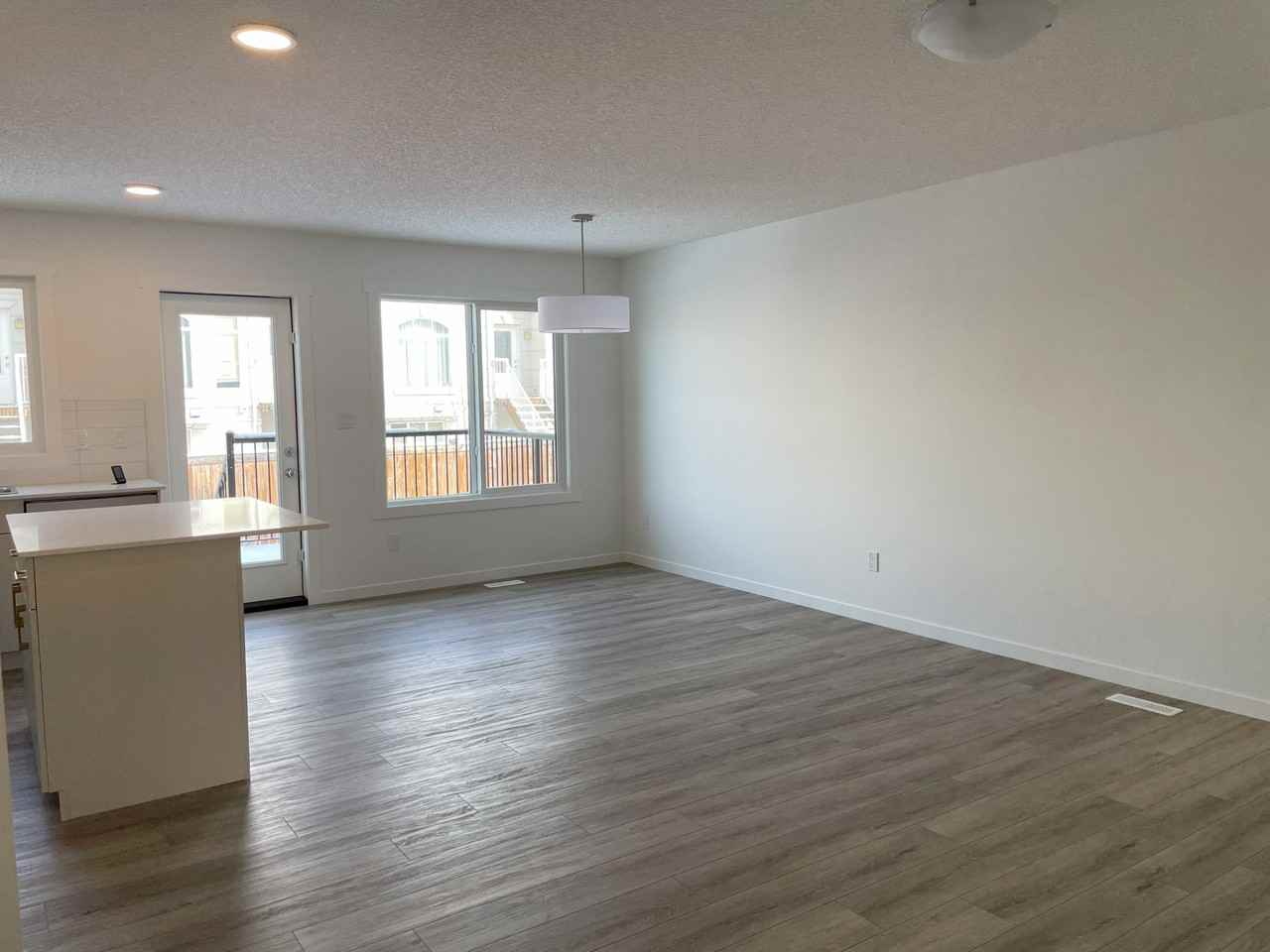 905 172 St Sw - Photo 7 of 28