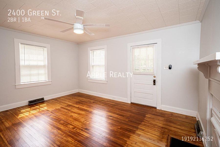 2400 Green St - Photo 2 of 17