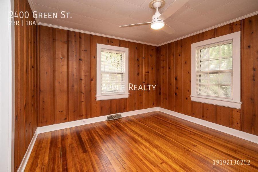 2400 Green St - Photo 7 of 17