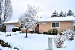 8750 Ne 140th Pl - Photo 1 of 1