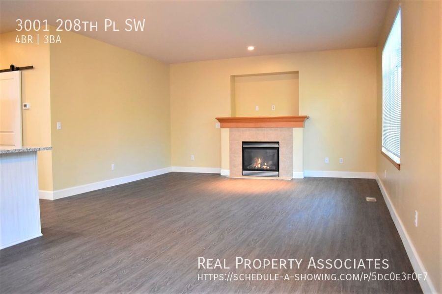 3001 208th Pl Sw - Photo 4 of 29