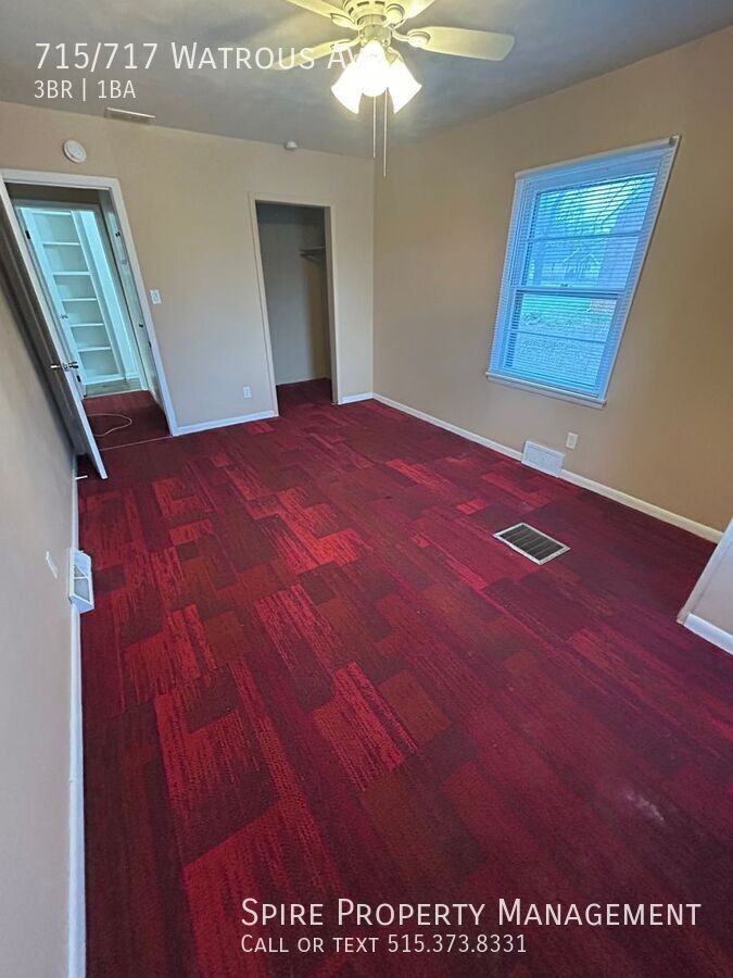 715/717 Watrous Ave - Photo 3 of 9