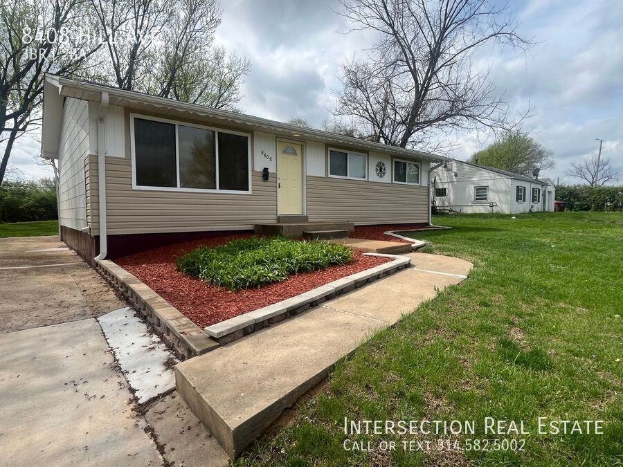 8408 Hill Ave - Photo 2 of 23