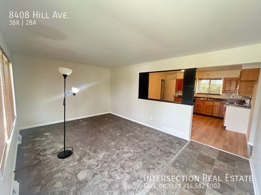 8408 Hill Ave - Photo 4 of 23