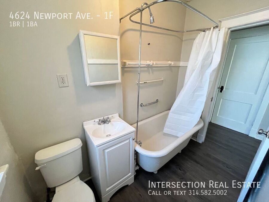 4624 Newport Ave #1F - Photo 7 of 10