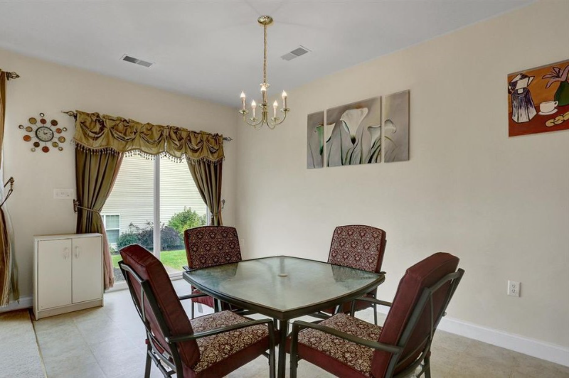 2134 Red Fox Dr - Photo 2 of 9