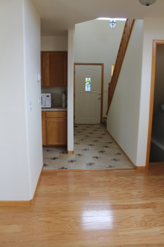 1018 Tierra Ln - Photo 5 of 24