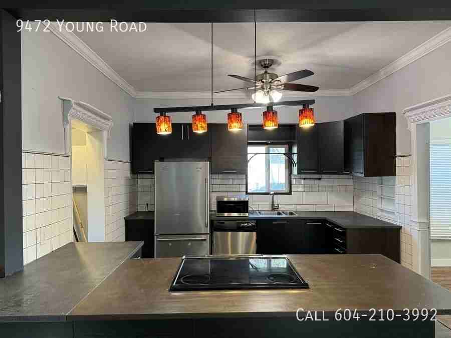 9472 Young Rd - Photo 3 of 16