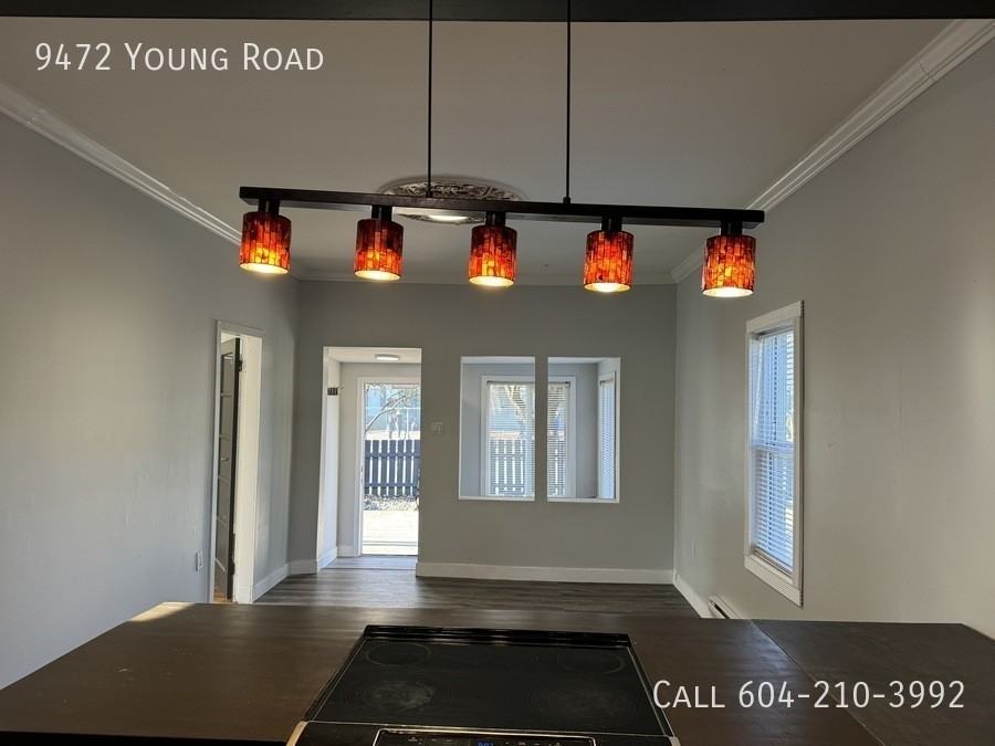 9472 Young Rd - Photo 5 of 16