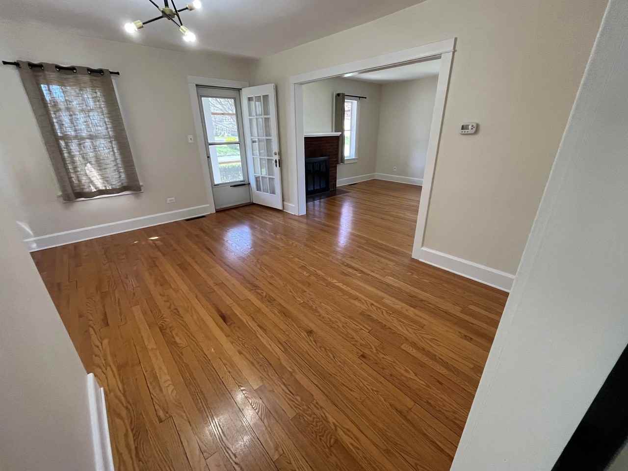 201 N American Ave - Photo 6 of 42