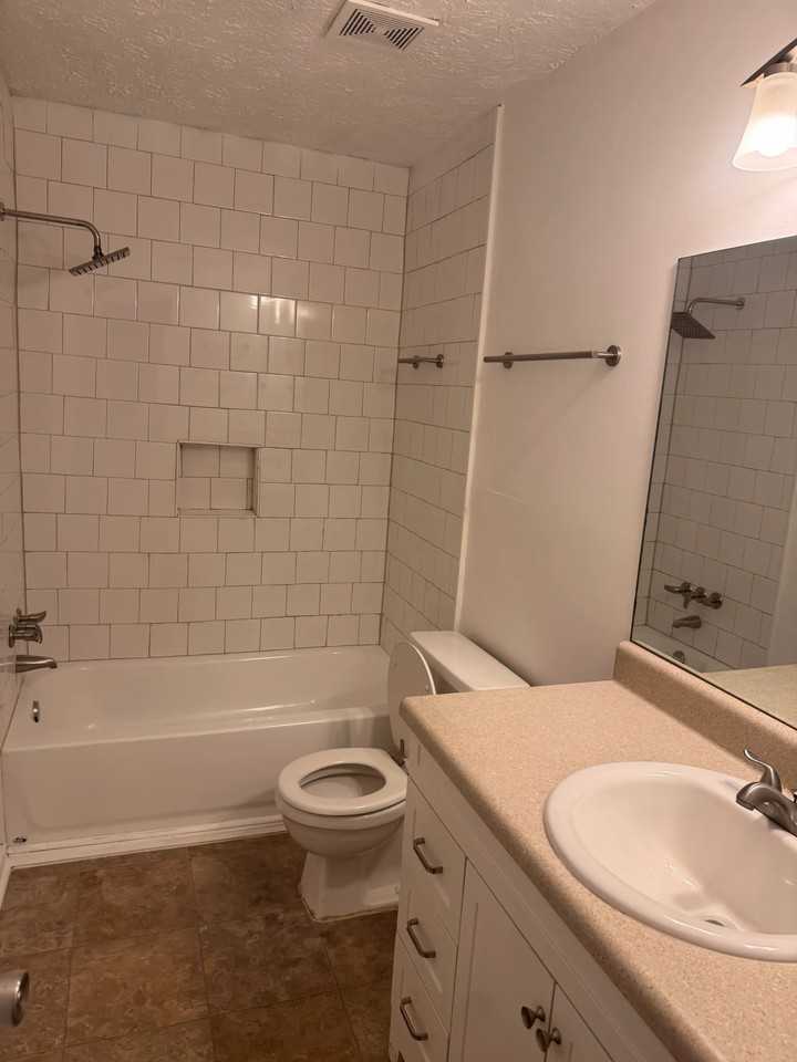 176 Kimberly Way Sw - Photo 6 of 12