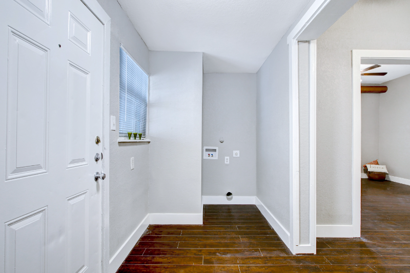 438 Pruitt Ave #1 - Photo 7 of 16