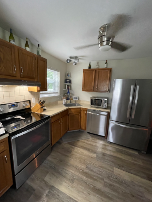 485 Old Niskayuna Rd #A - Photo 3 of 11