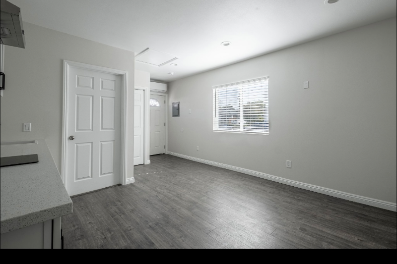 19205 1/2 Lemay St - Photo 7 of 8